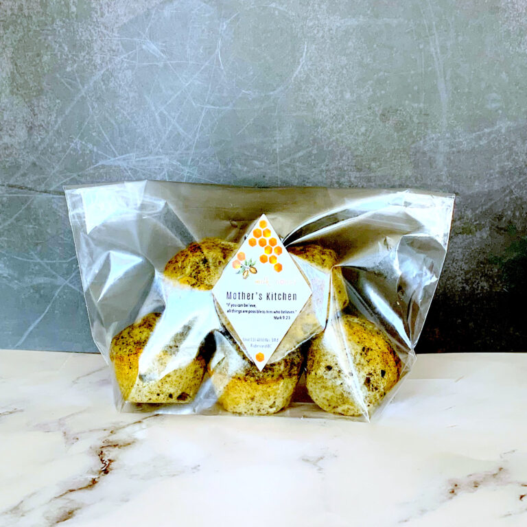 banana black sesame muffin for dogs