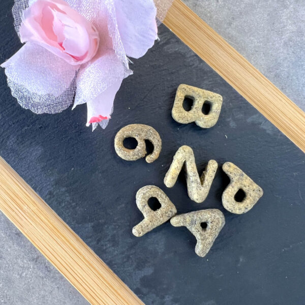 black sesame tidbits treats